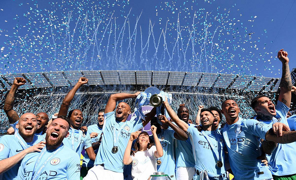 欧冠对决：曼城迎战那不勒斯！巴萨挑战纽卡！